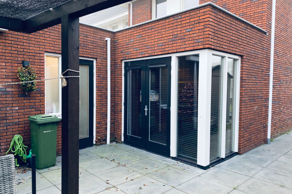 Aanbouw nieuwbouwwoning